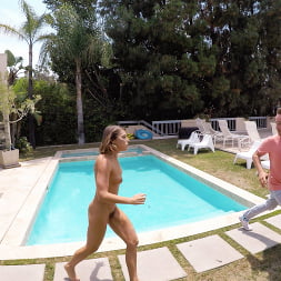 StepBro Catches StepSis Masturbating