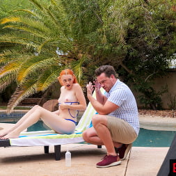 Oiled Up Stepdaughter