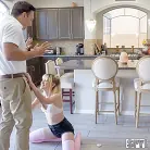 Jessie Saint in 'Step Daughter's Instant Orgasm'